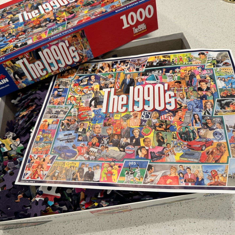 White Mountain Puzzles Box 1990s
